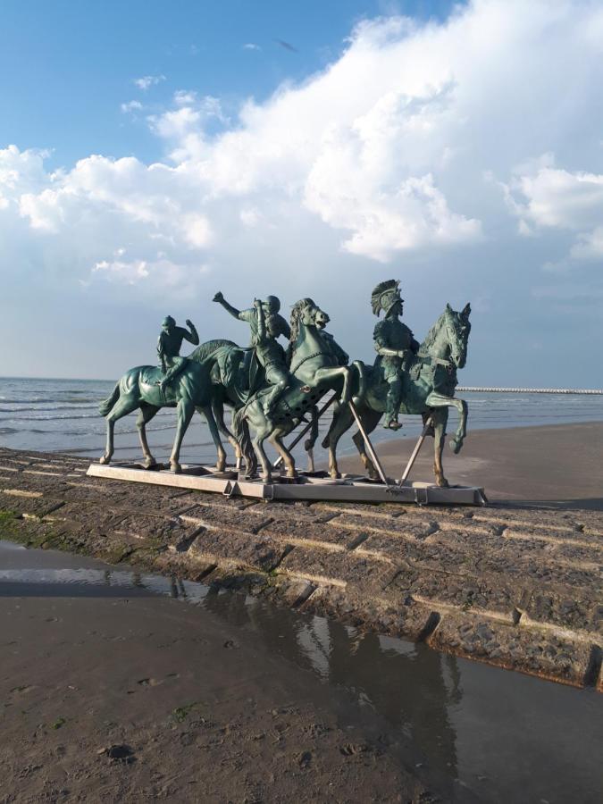 6 Pers, Oostduinkerke Aan Zee * Koksijde